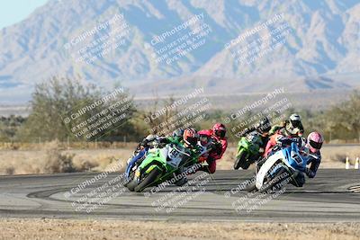 media/Dec-07-2025-CVMA (Sun) [[3e7d2de5dc]]/Race 16-Formula Middleweight/